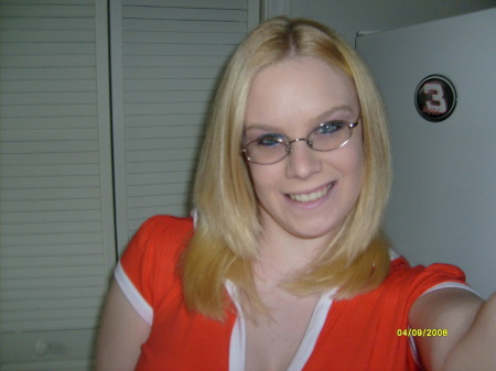 Sarah Dunn Photo 38