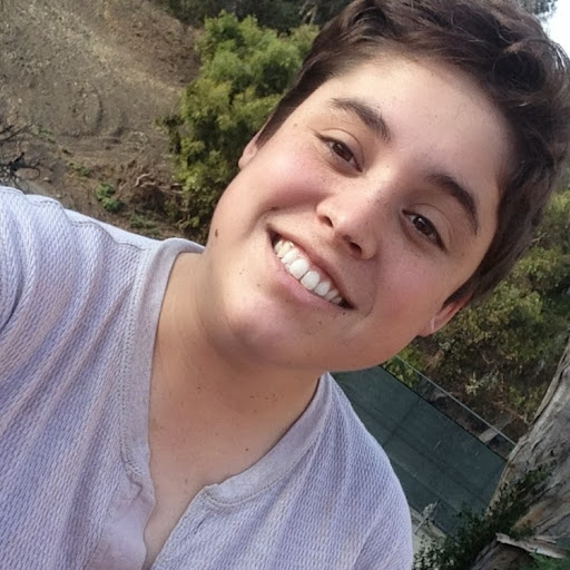 Emily Hill Photo 22