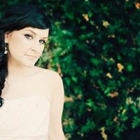 Christina Macdowell Photo 4