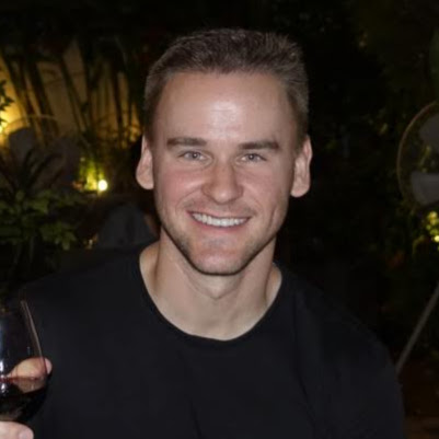 Jonathan Lane Photo 31