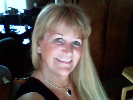 Lora Davis Photo 20