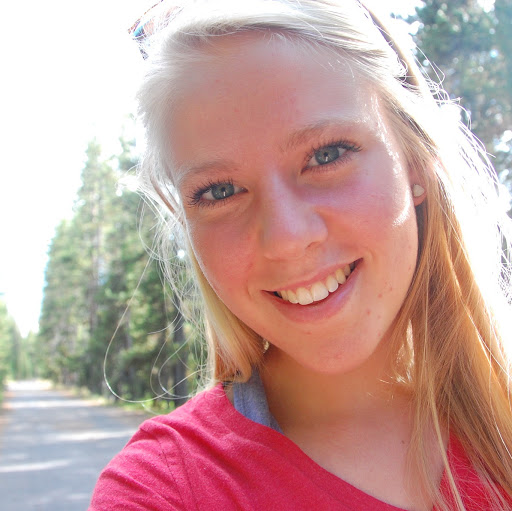 Sarah Pierce Photo 44