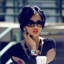 Amy Key Photo 12
