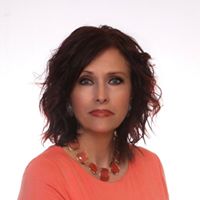 Sandra Rennie Photo 25
