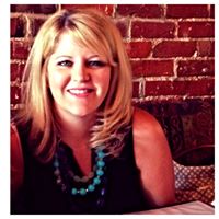 Pamela Thompson Photo 21