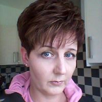 Julia Davies Photo 27