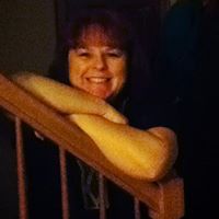 Julie Kowalski Photo 18