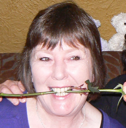 Annie Cooper Photo 38
