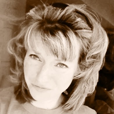 Janet French Photo 4