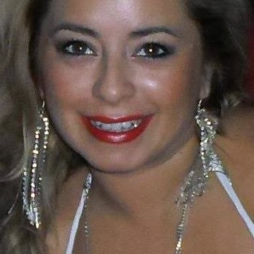 Elizabeth Tirado Photo 17