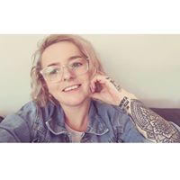 Kimberley Webb Photo 12