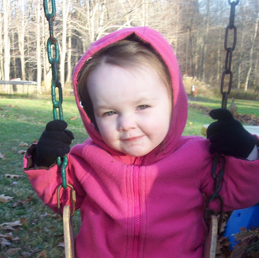 Kelly Dickens Photo 25