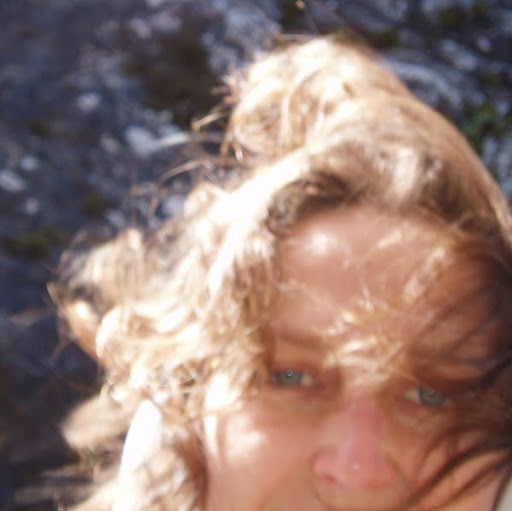 Amy Rooker Photo 6