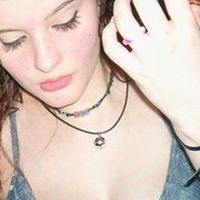 Sara Johns Photo 40