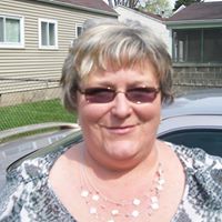 Tami Howell Photo 23