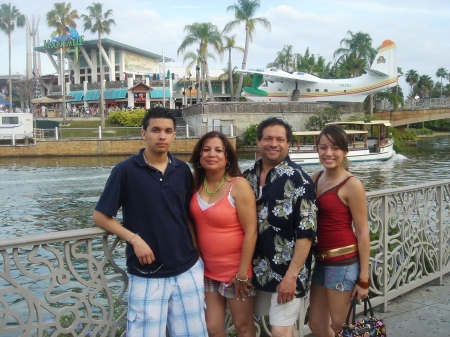 Mayra Rivera Photo 3