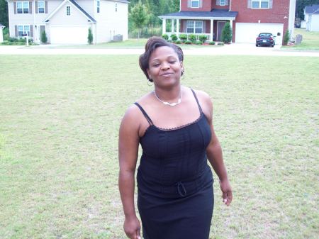 Lisa Gardner Photo 17