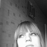 Kristie Alexander Photo 14
