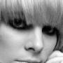 Eva Peters Photo 21