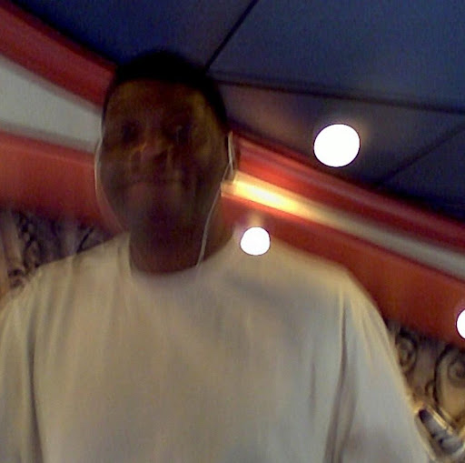 Reggie Epps Photo 6