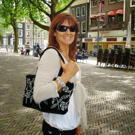 Ruth Goodwin Photo 23
