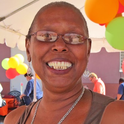 Denice Roberts Photo 31
