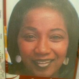 Cynthia Pitts Photo 32