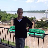 Suzanne Magee Photo 4