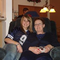 Julie Phelan Photo 18