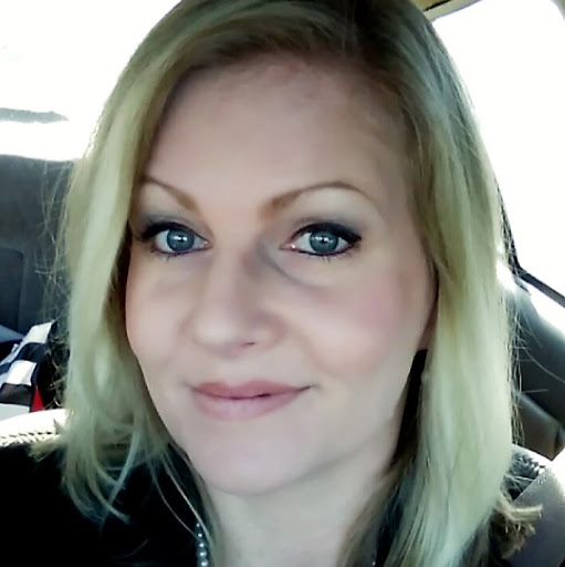 Debbie Peck Photo 33