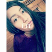 Deborah Valencia Photo 6