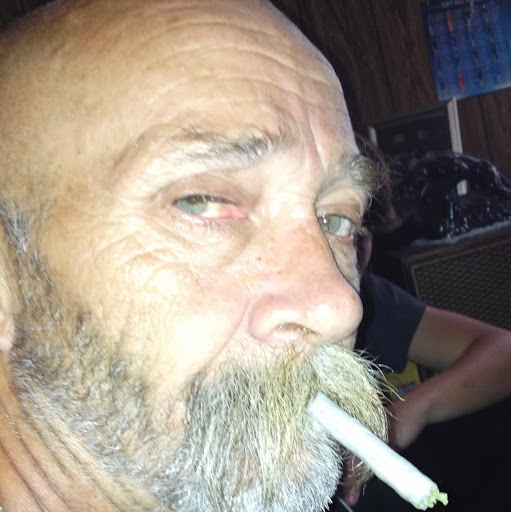 Duane Clark Photo 42