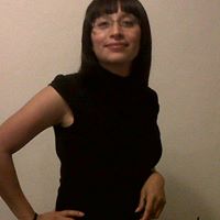 Laura Elias Photo 27