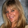 Julie O'Connor Photo 17