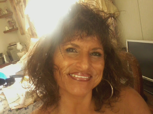 Trisha Anderson Photo 26