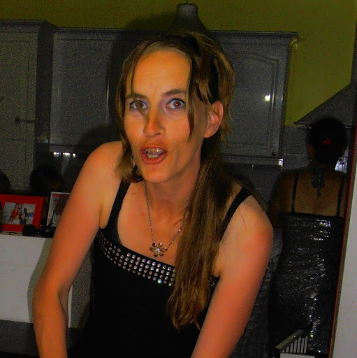 Elisabeth Wagner Photo 7