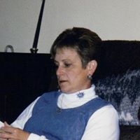 Vera Jones Photo 32