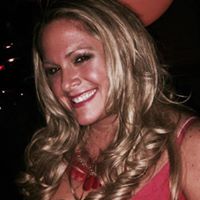 Robyn Colvin Photo 16