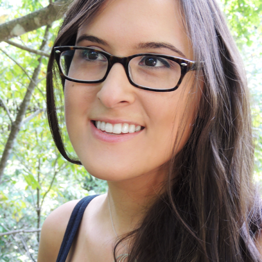 Jennifer Healy Photo 37