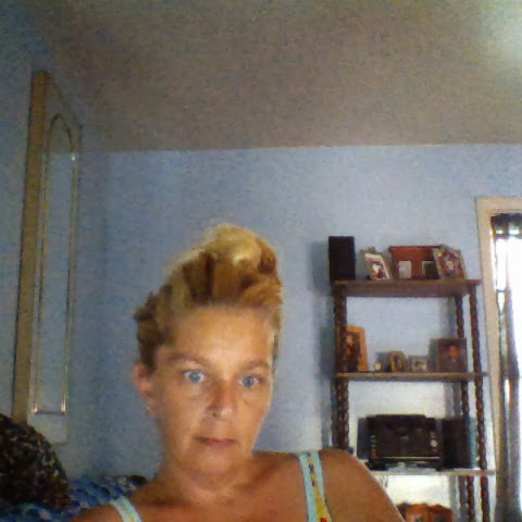 Paula Taylor Photo 30