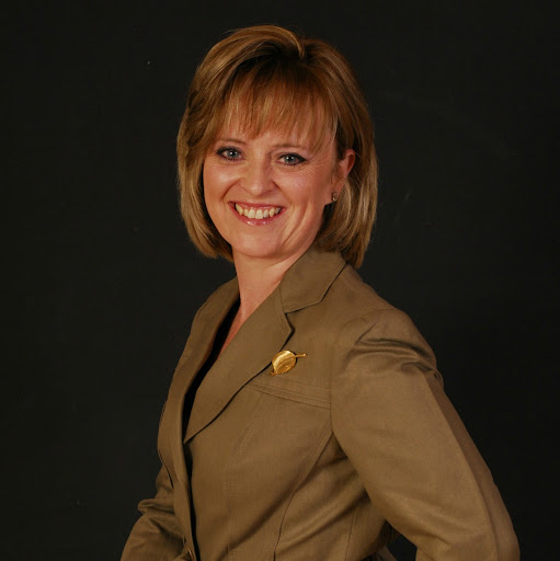 Rhonda Burke Photo 8