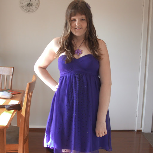 Abbey Robinson Photo 7