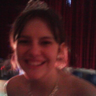 Rebecca Drysdale Photo 14