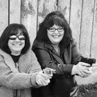 Heather Darnell Photo 16