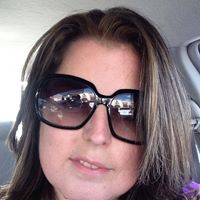 Kirsten Aldrich Photo 4