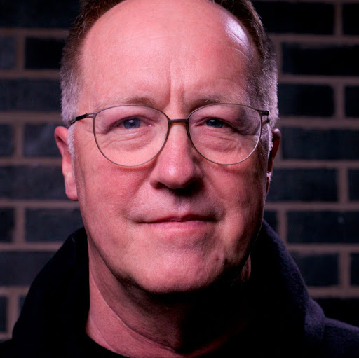 Lawrence Moore Photo 32