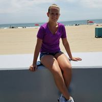Danielle Burkett Photo 9