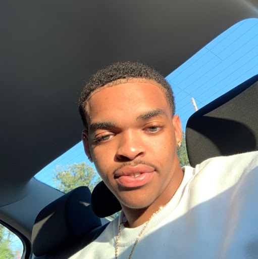 Deandre Franklin Photo 26
