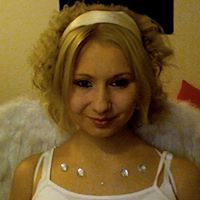 Victoria Nowak Photo 26