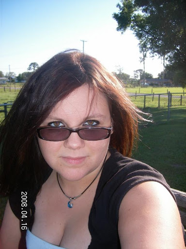 Angela Malloy Photo 20